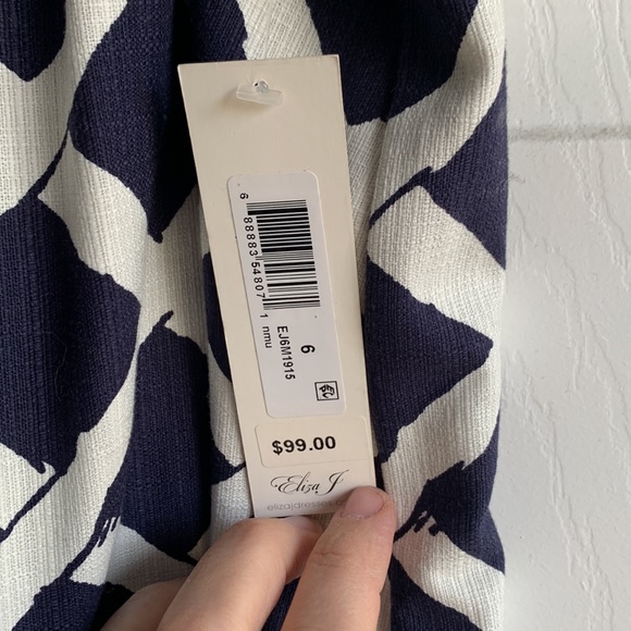 NEW with tags!! Navy and white dress - Picture 3 of 4
